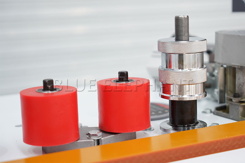 曲直線封邊機(jī)、